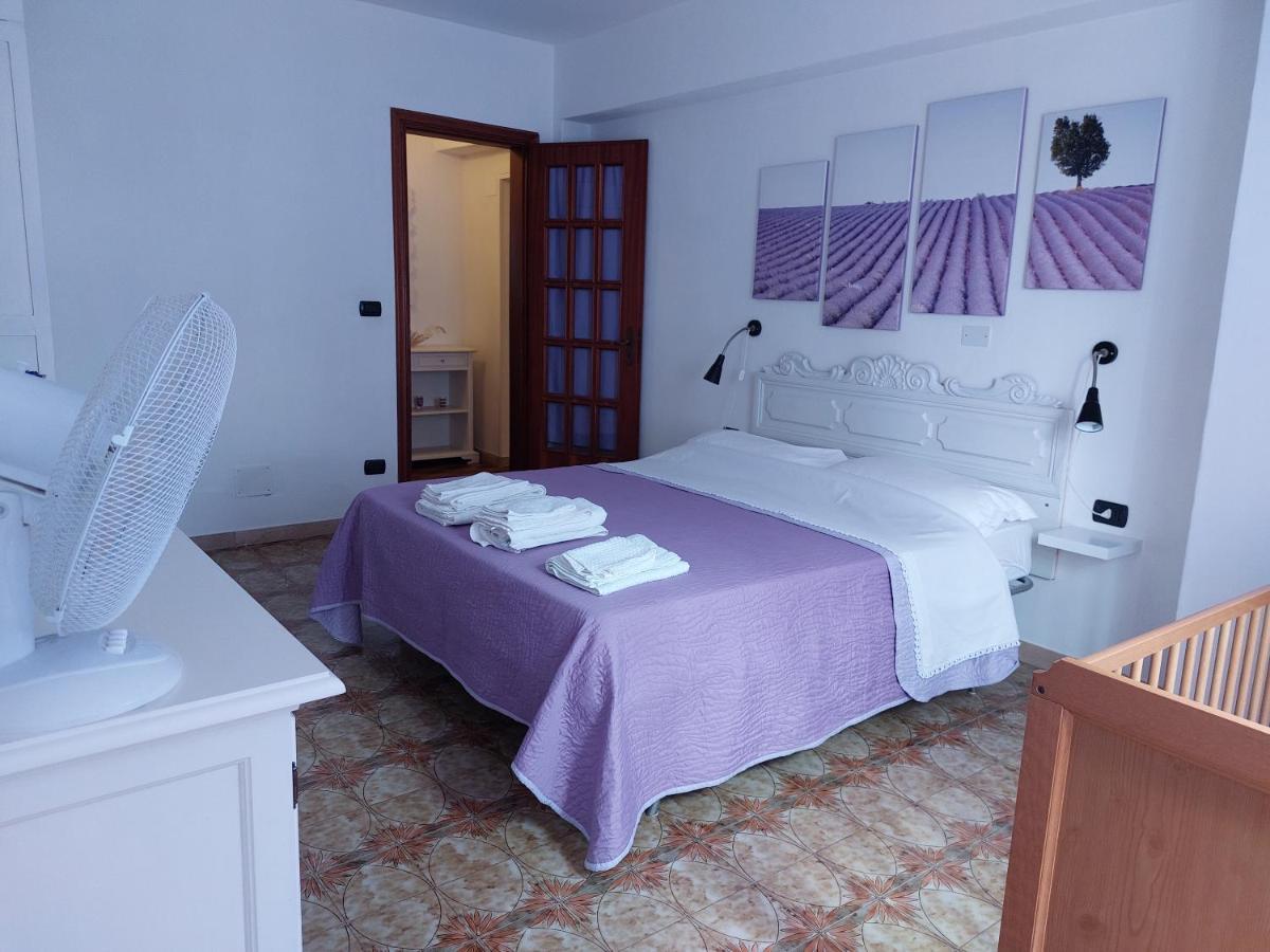 Agriturismo Giorgi Appartamenti In Riviera Ligure 알벤가 외부 사진