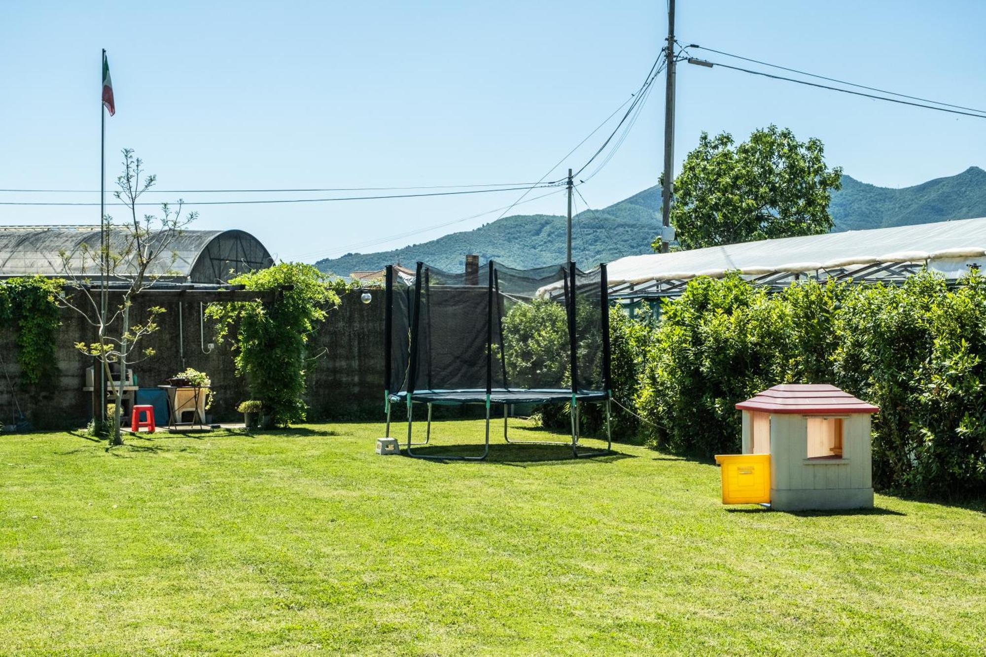Agriturismo Giorgi Appartamenti In Riviera Ligure 알벤가 외부 사진