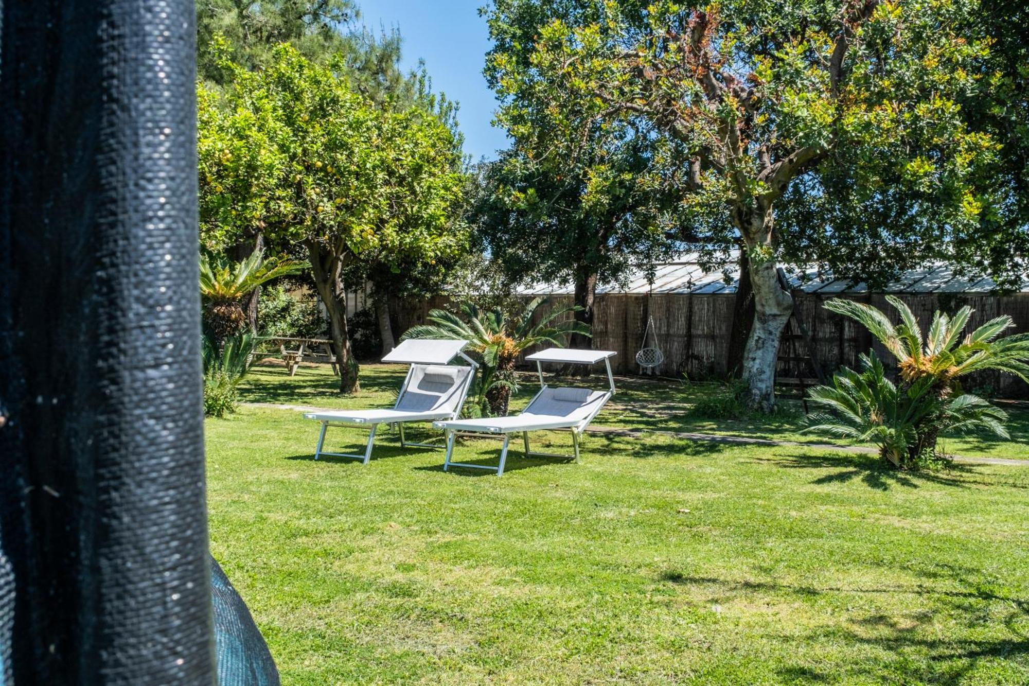 Agriturismo Giorgi Appartamenti In Riviera Ligure 알벤가 외부 사진