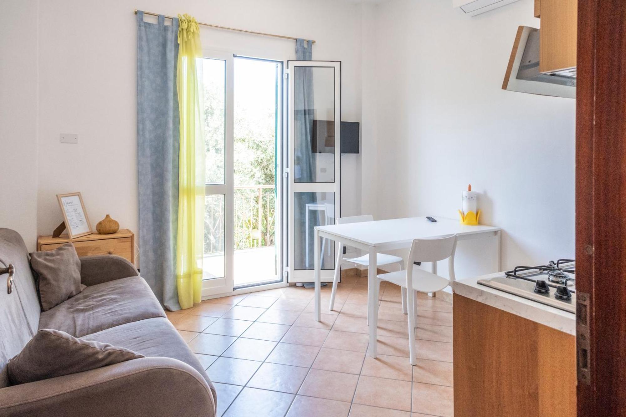 Agriturismo Giorgi Appartamenti In Riviera Ligure 알벤가 외부 사진
