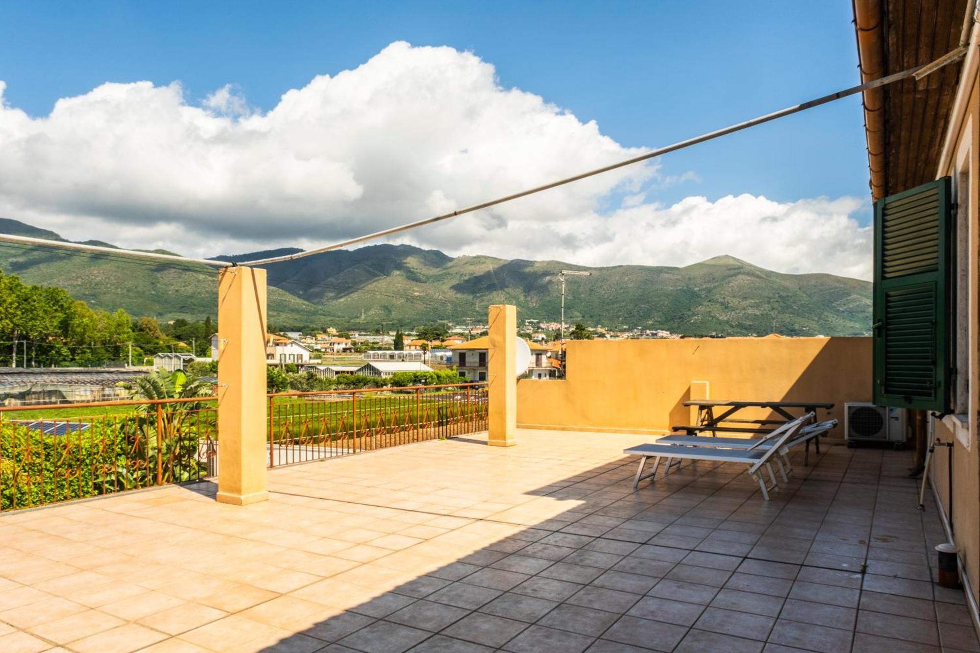 Agriturismo Giorgi Appartamenti In Riviera Ligure 알벤가 외부 사진