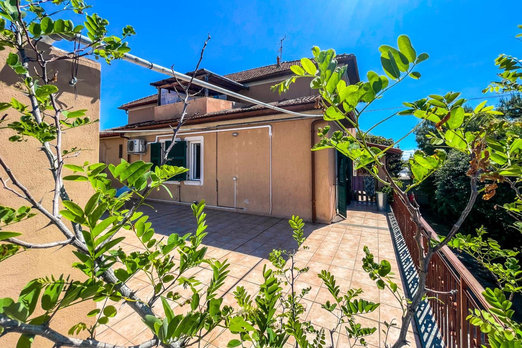 Agriturismo Giorgi Appartamenti In Riviera Ligure 알벤가 외부 사진